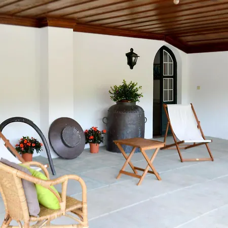 בית נופש De Ferreira By Interhome פונטה דה לימה